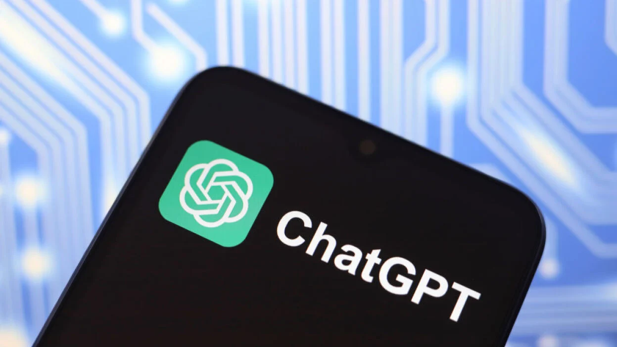 ChatGPT отримав 100 доларів і можливість торгувати акціями: перші результати експерименту