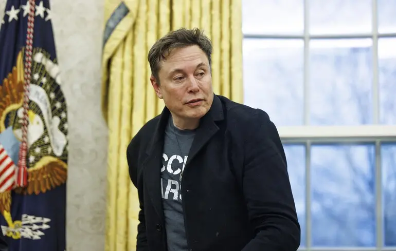 Маск закликає оголосити Трампу імпічмент. У Трампа вимагають  депортувати мільярдера