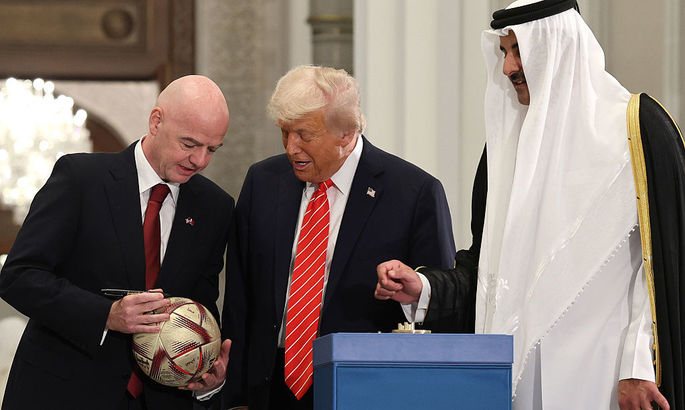 Делегаты УЕФА выразили протест Инфантино. Причина связана с поездкой к Трампу