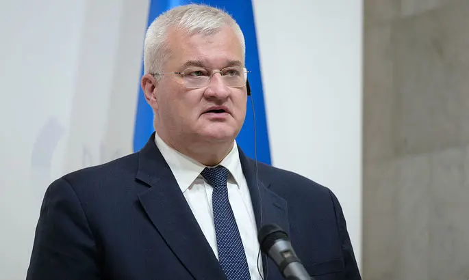 Сколько процентов потребностей для собственной армии обеспечивает Украина? Ответ Сибиги