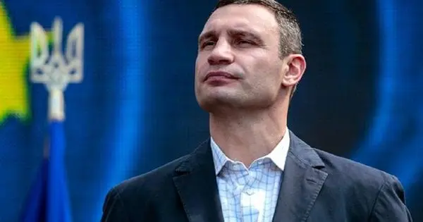 Вічний чемпіон, якого постійно сварять кияни: цікаві факти про Віталія Кличка