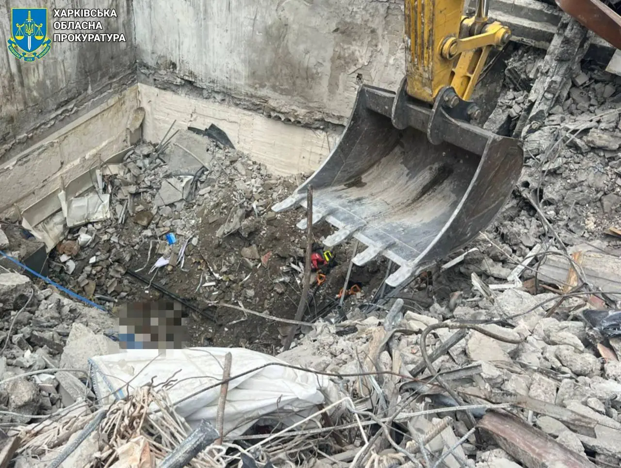 Атака на Харків 7 червня: з-під завалів дістали друге тіло і знайшли третє