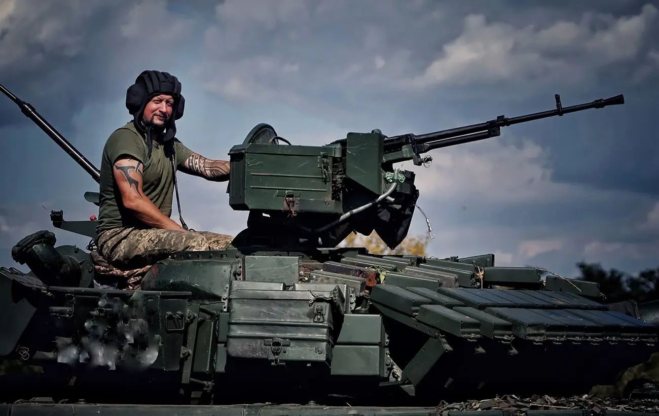 Росіяни намагаються оточити Покровськ та обійти лінію оборони ЗСУ, - ISW