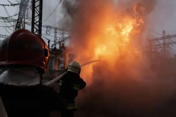 Армія РФ масовано вдарила по одній з ТЕС: що відомо