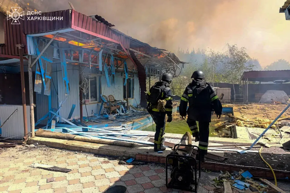 Росіяни вдарили з РСЗВ по селу Підлиман на Харківщині (фото)