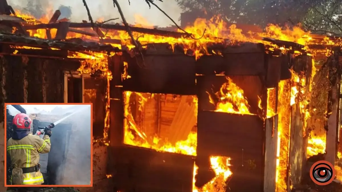 Вогонь гасили майже дві години: у Дніпропетровській області горів будинок