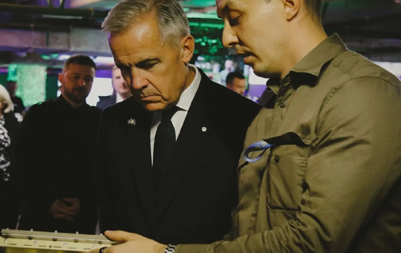У Києві прем’єру Канади показали російську зброю та докази залежності РФ від імпорту