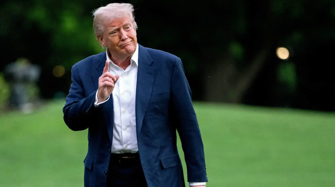 Трамп заявив, що може зустрітись із Зеленським на саміті НАТО