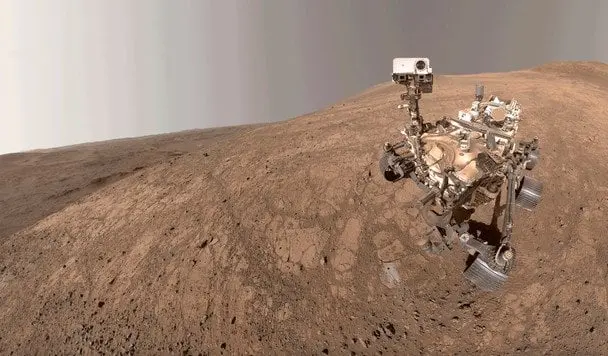 Марсохід з таємницею: навіщо NASA встановила лабіринт і силует Шерлока Холмса
