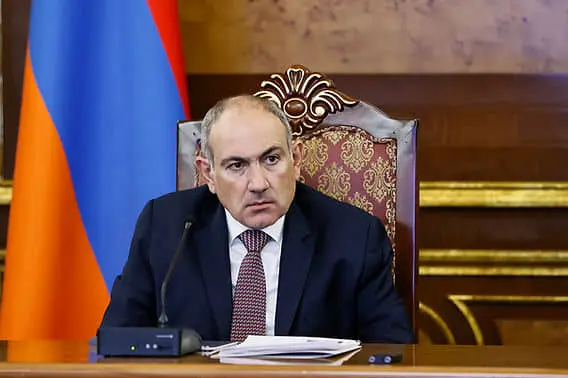 Літак прем’єра Вірменії вперше пролетів над Азербайджаном після досягнення миру