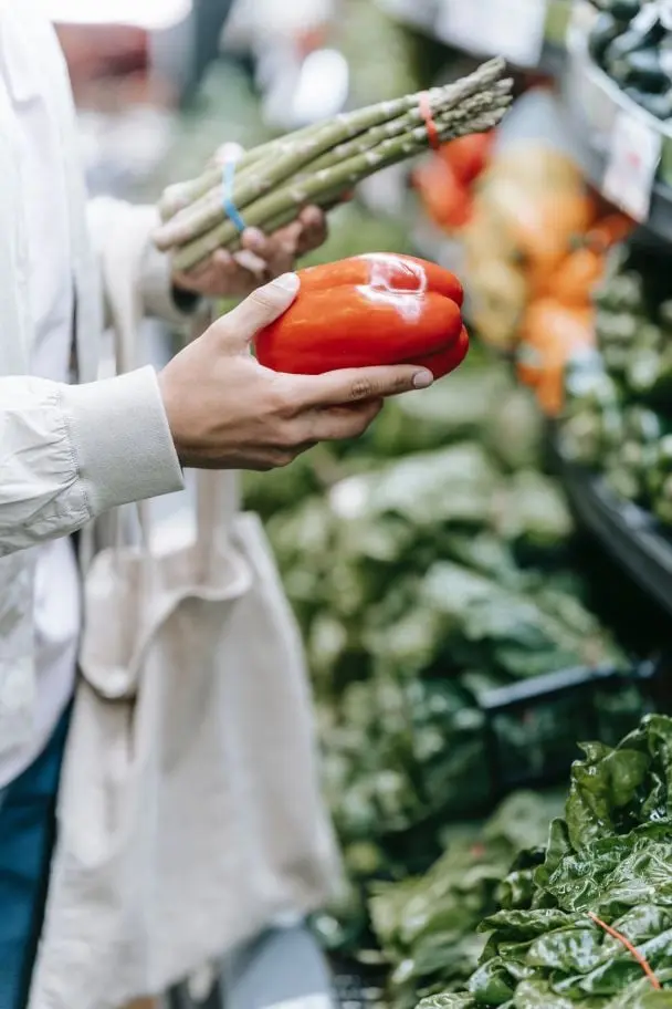 Корисні продукти, які повинні бути вдома у кожного: поради дієтологині