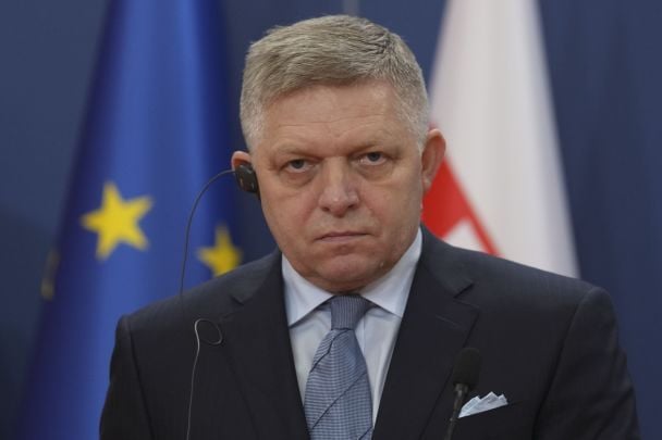 Зустрічі з Зеленським не буде: Фіцо поскаржився, що президент України його "ненавидить"