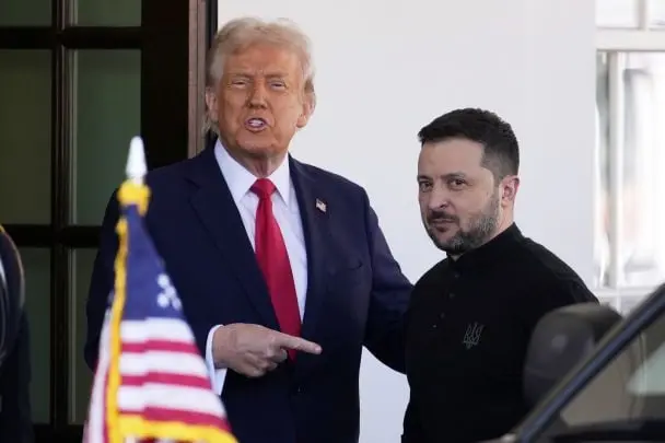 Трамп заявив Зеленському, що Україні потрібно перейти в наступ — WP