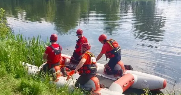 Після двох днів пошуків з каналу Бурштинського водосховища дістали тіло 22-річного чоловіка
