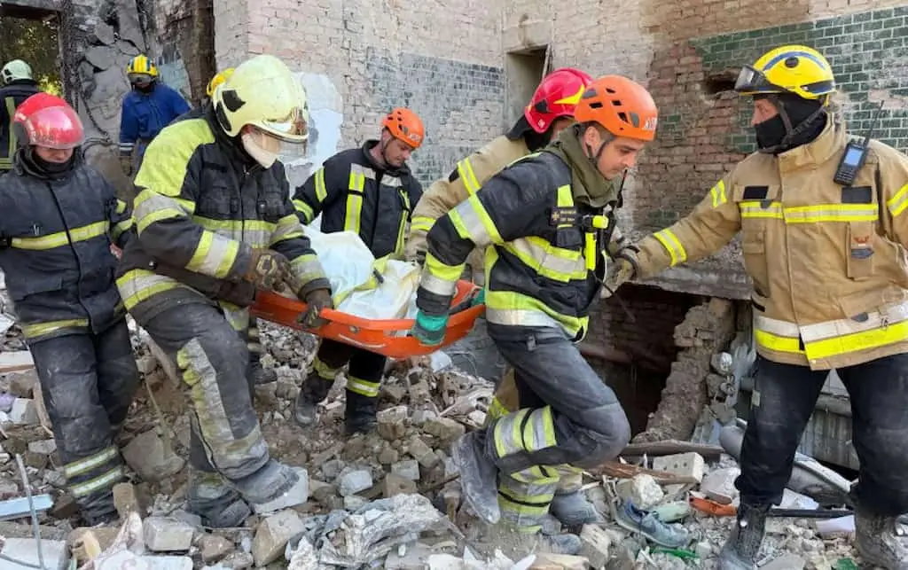 Війна, день 1211: День жалоби в Києві та удар по Запоріжжю