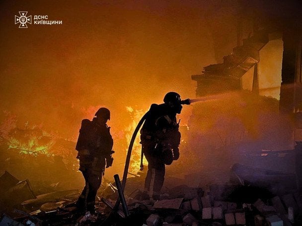 Росія може готувати нову повітряну кампанію паралельно з наступом на землі – FT