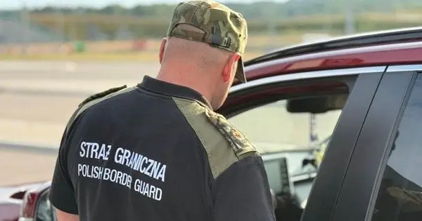 Польща відновила прикордонний контроль з двома країнами