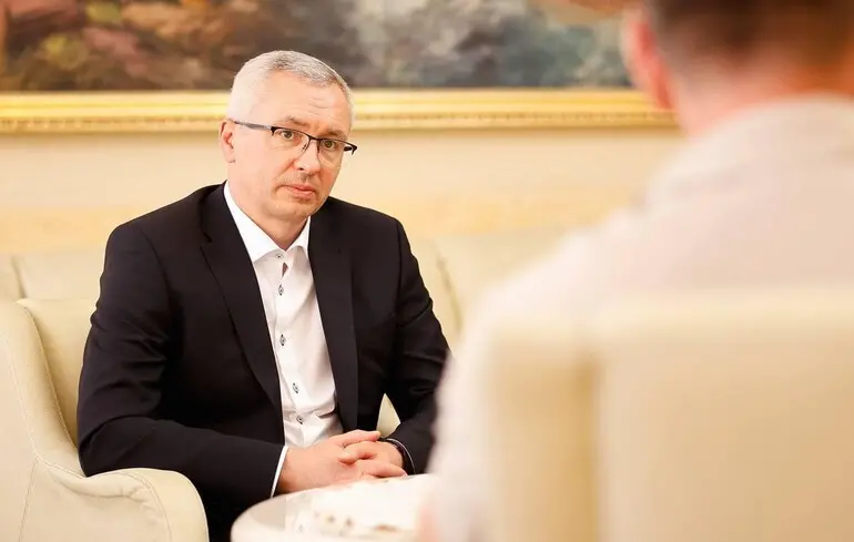 Голова держмитниці Звягінцев володіє майном за мільйони, хоча все життя працює на держслужбі – ЗМІ