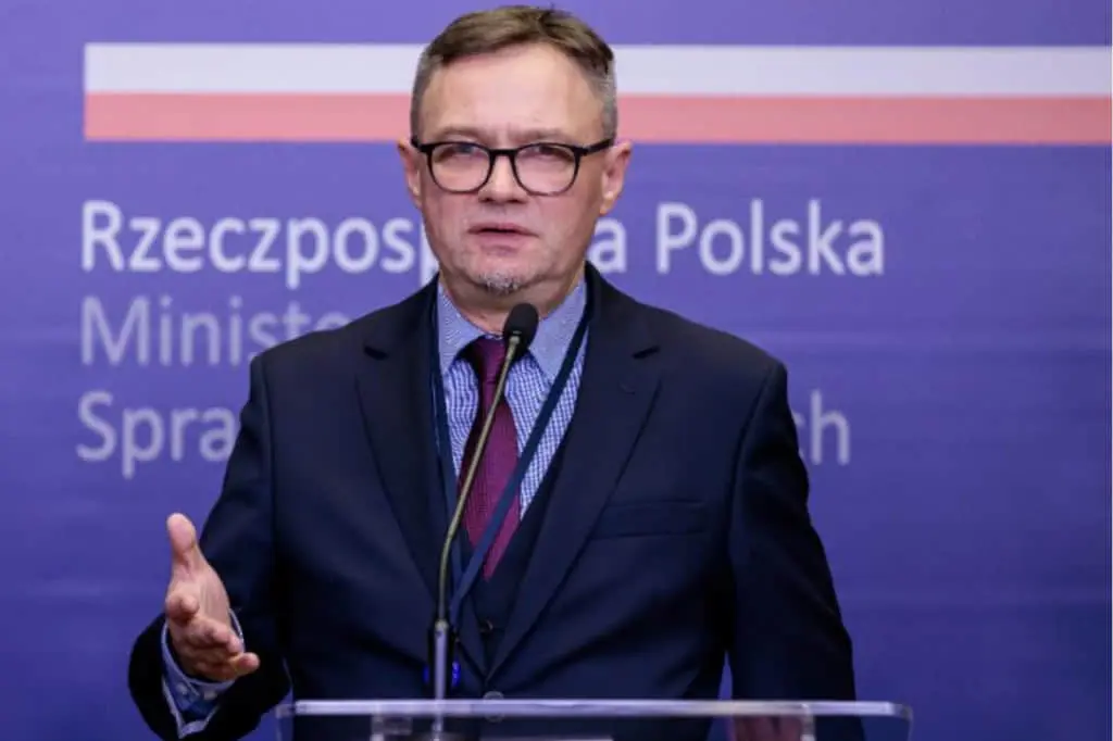 Польща обіцяє Росії "адекватну" відповідь на закриття консульства в Калінінграді