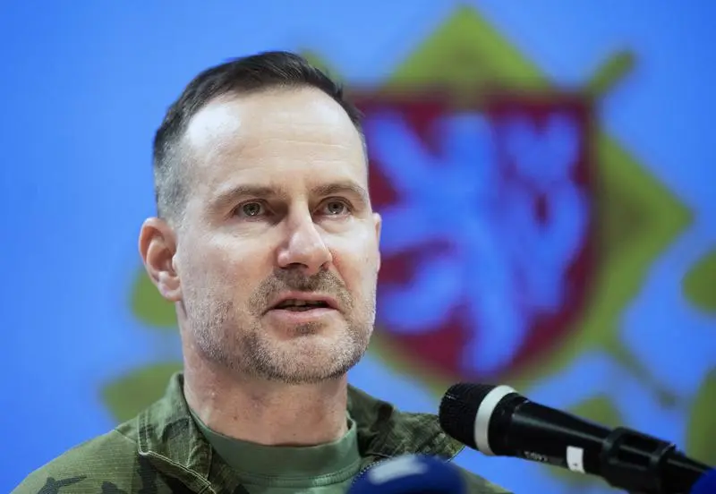 Чеська опозиція звинуватила армію в незаконному стеженні, там прокоментували