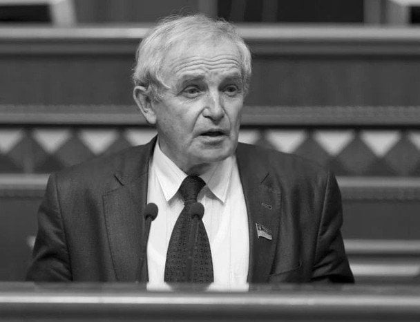 Помер відомий депутат і вчений Юрій Гнаткевич: що про нього відомо