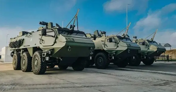 Латвія передала Україні першу партію нових бронетранспортерів Patria