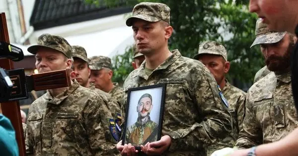 Львів попрощався з Героєм України Віталієм "Туристом" Карвацьким (фото)