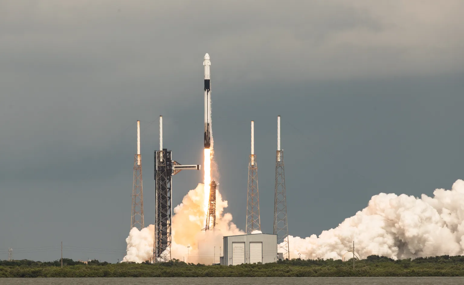 SpaceX отримала дозвіл на подвоєння запусків у Флориді