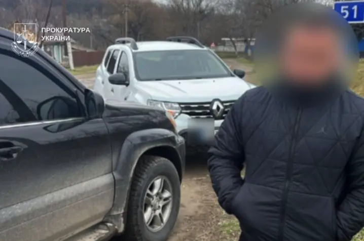 За гроші переправляв чоловіків через кордон: у Чернівцях судитимуть колишнього правоохоронця