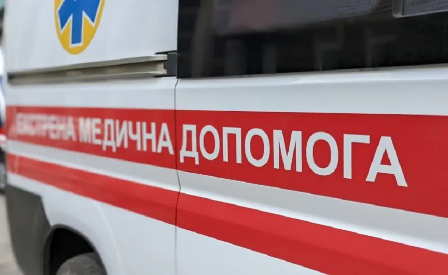 Дитина без свідомості: в Одесі швидка не могла доїхати через припарковані машини