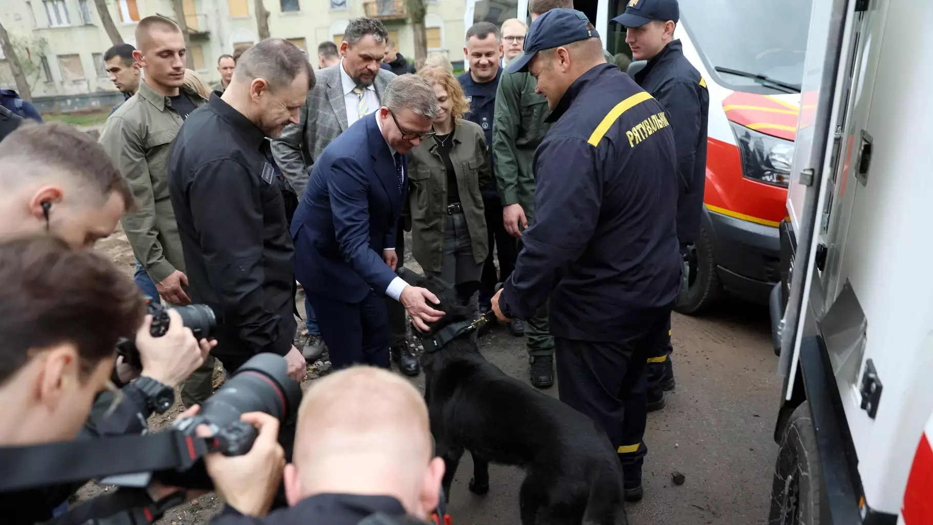 Прем’єр Фінляндії відвідав місце ракетної атаки РФ у Києві 24 квітня