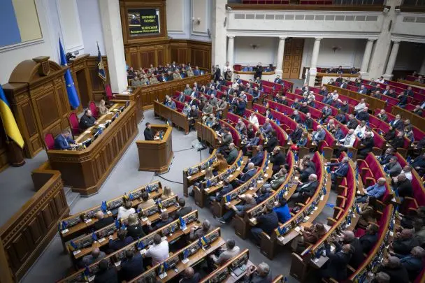 Верховна Рада може зібратися, щоб "вигнати" Шмигаля: нардеп назвав, хто стане новим прем’єром