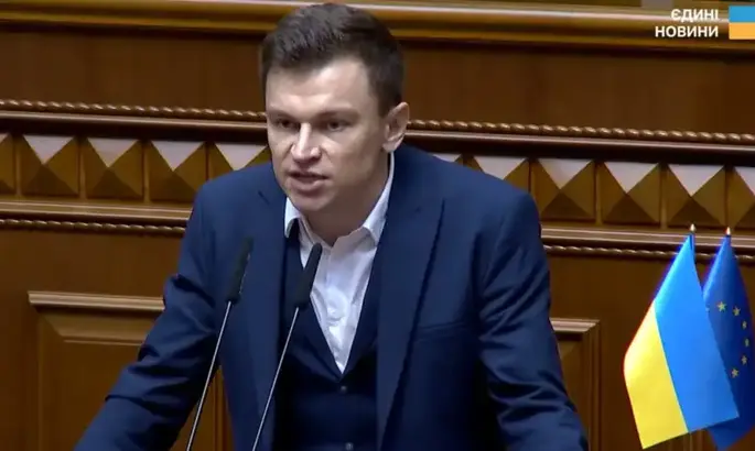 &quot;Нам угрожали, что будет как с Шабуниным&quot;, - &quot;слуга народа&quot; Костюк вышел из фракции