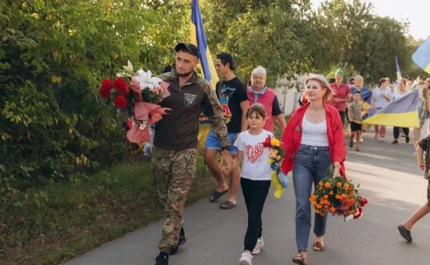 На Київщину після полону повернувся військовослужбовець Грищенко Дмитро