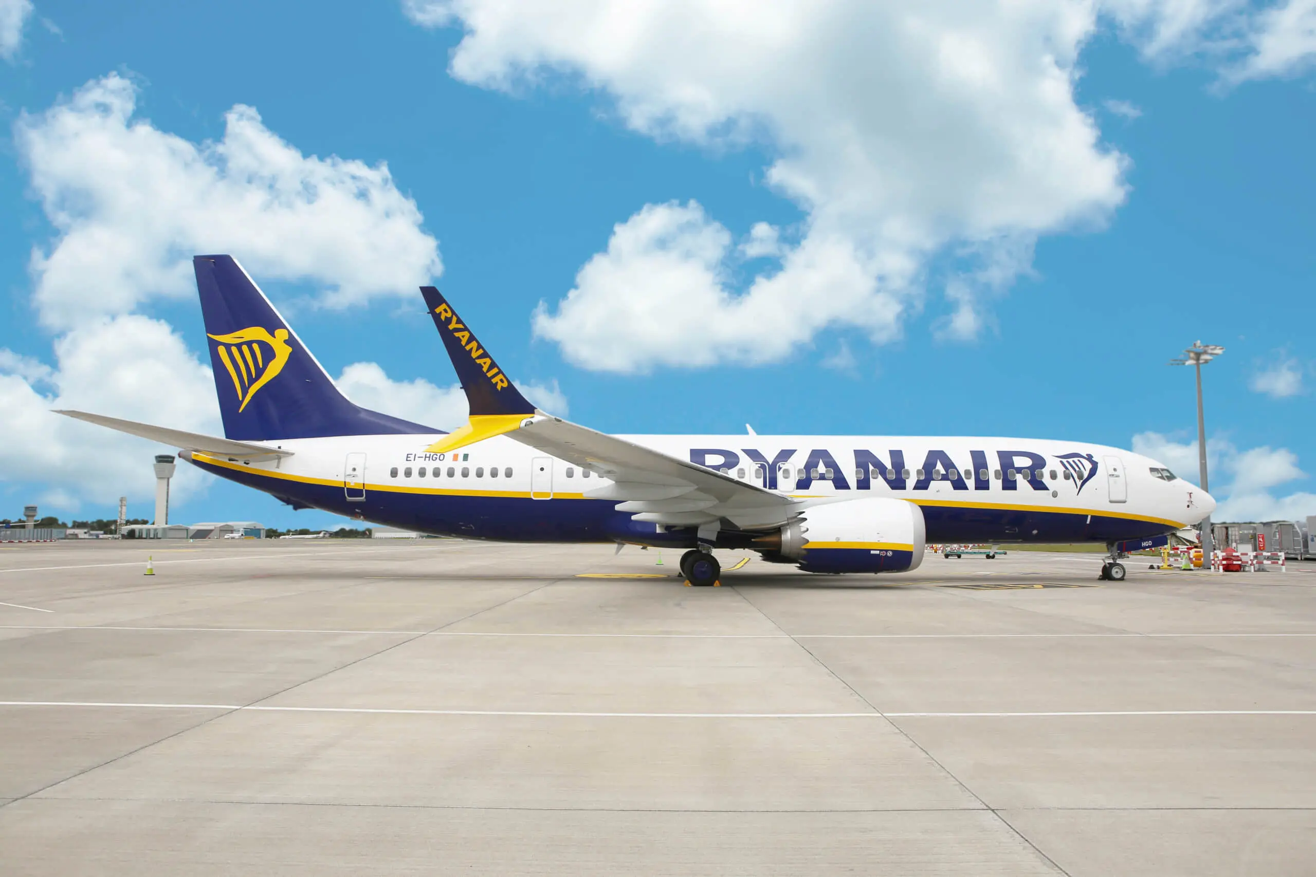 Ryanair штрафуватиме дебоширів