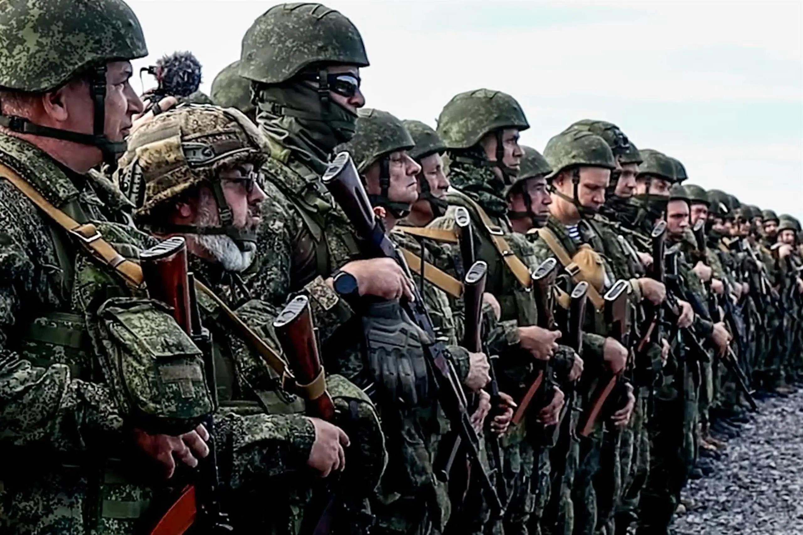 Розвідка Британії поставила під сумнів заяви Путіна про масштаб навчань "Запад"