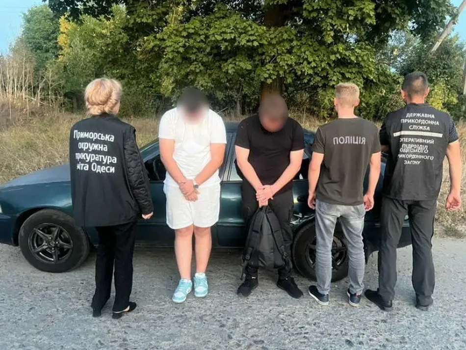 Затримали вінничанина, який переправляв чоловіків до Молдови за 11 500 доларів