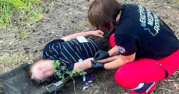 На Рівненщині врятували пенсіонерку, яка майже на добу застрягла в болоті