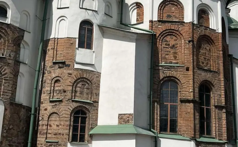 У Києві вибухова хвиля пошкодила Софійський собор