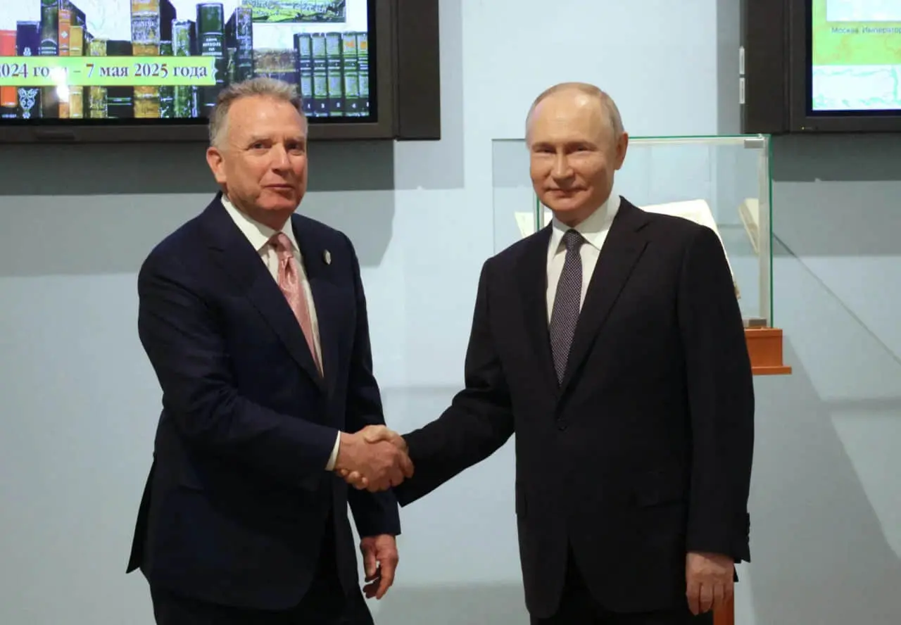 У РФ заявили, що зустріч Путіна та спецпосланця Трампа розпочалась