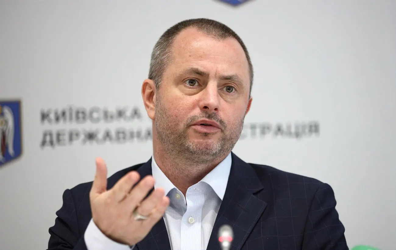 Київрада буде просити Зеленського звільнити голову Деснянської РДА: деталі скандала