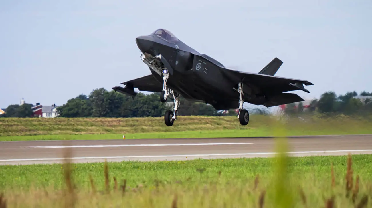 Винищувачі F-35 з осені захищатимуть ключовий хаб допомоги Україні у Польщі