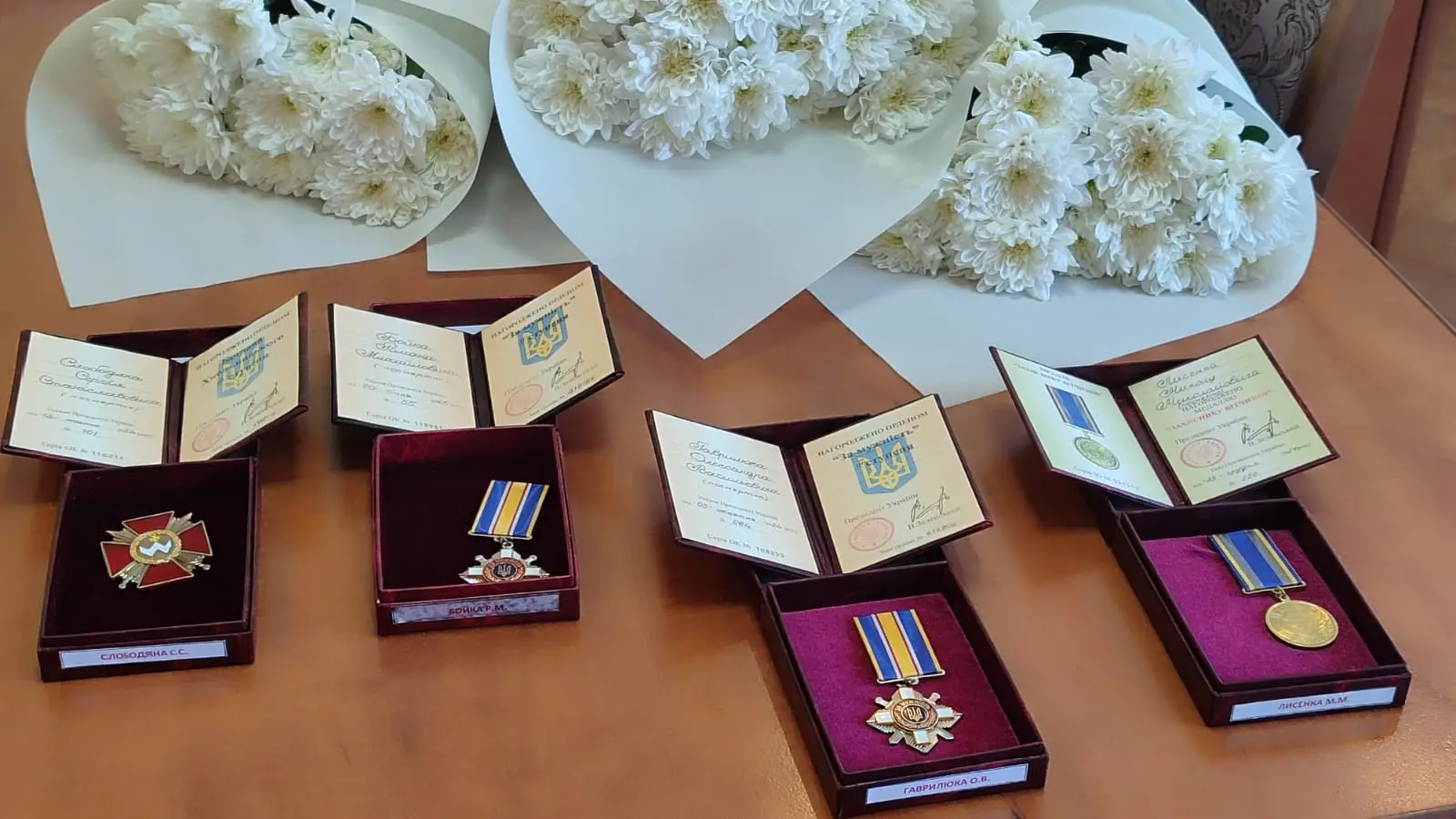 Рідним полеглих воїнів з Вінниччини передали державні нагороди