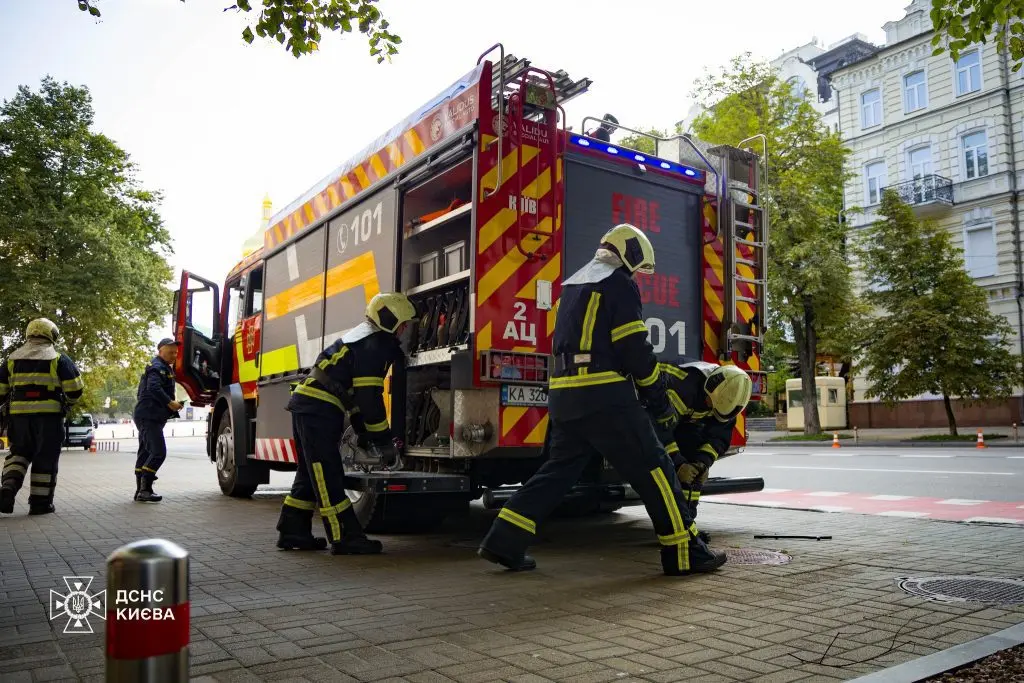 Київські рятувальники ліквідували 136 надзвичайних ситуацій за тиждень
