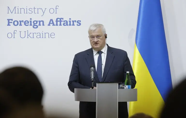 Україна готується замінити послів у країнах G7 і G20