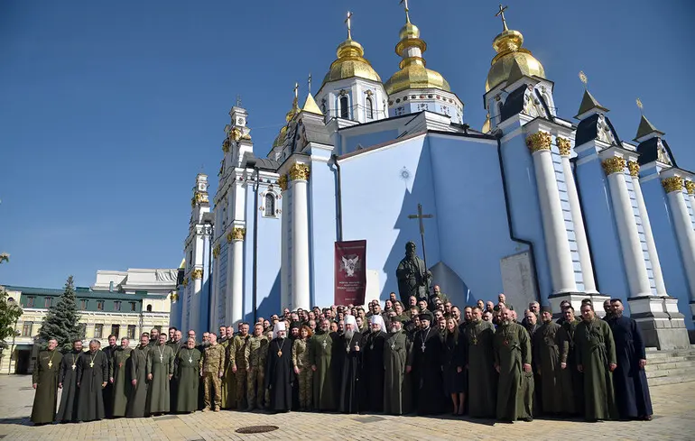 У Києві відбувся Перший воєнний форум капеланів ПЦУ: духовна підтримка Збройних Сил і спільна молитва за Перемогу