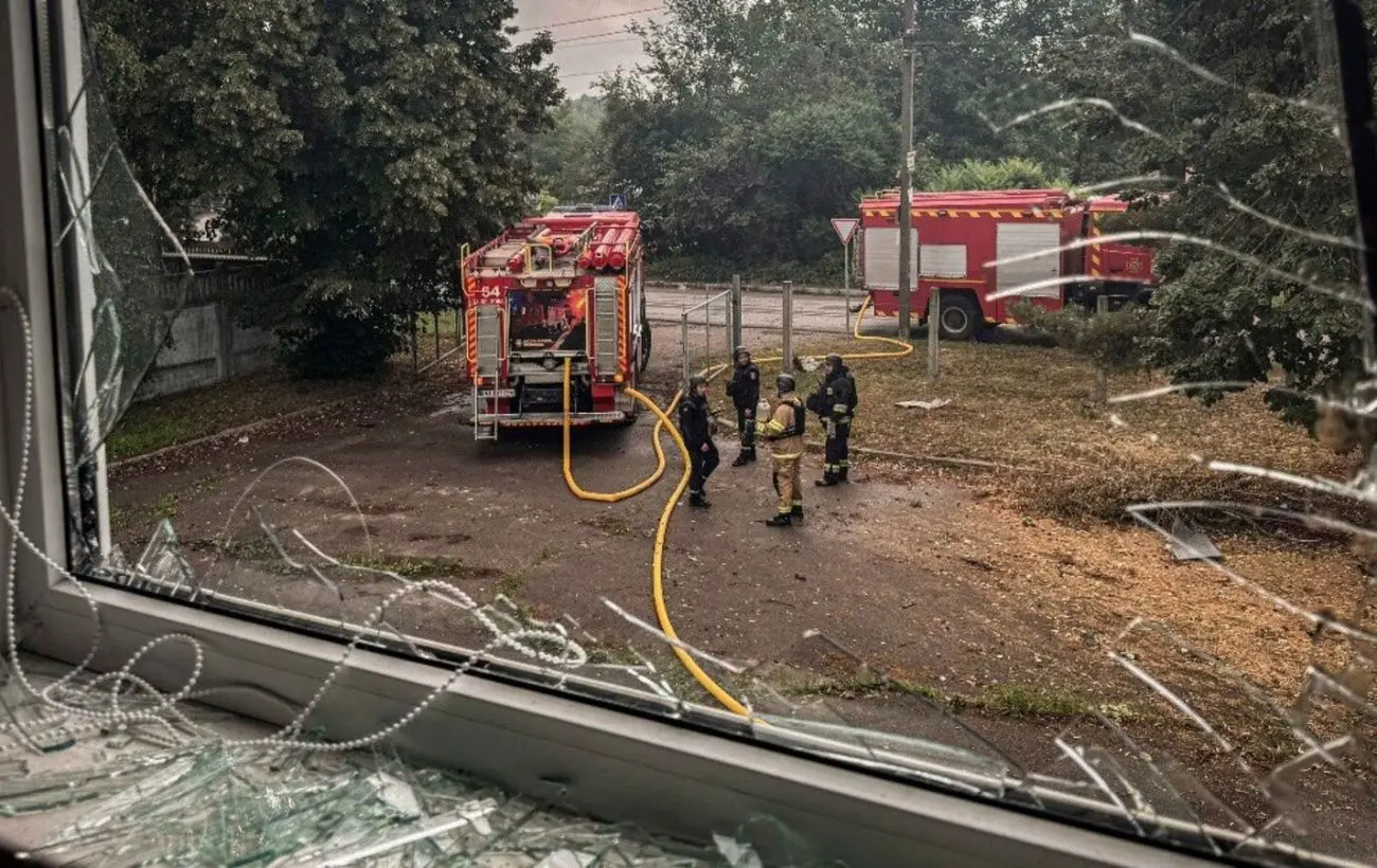 Кількість постраждалих у Києві внаслідок нічного обстрілу зросла до 9