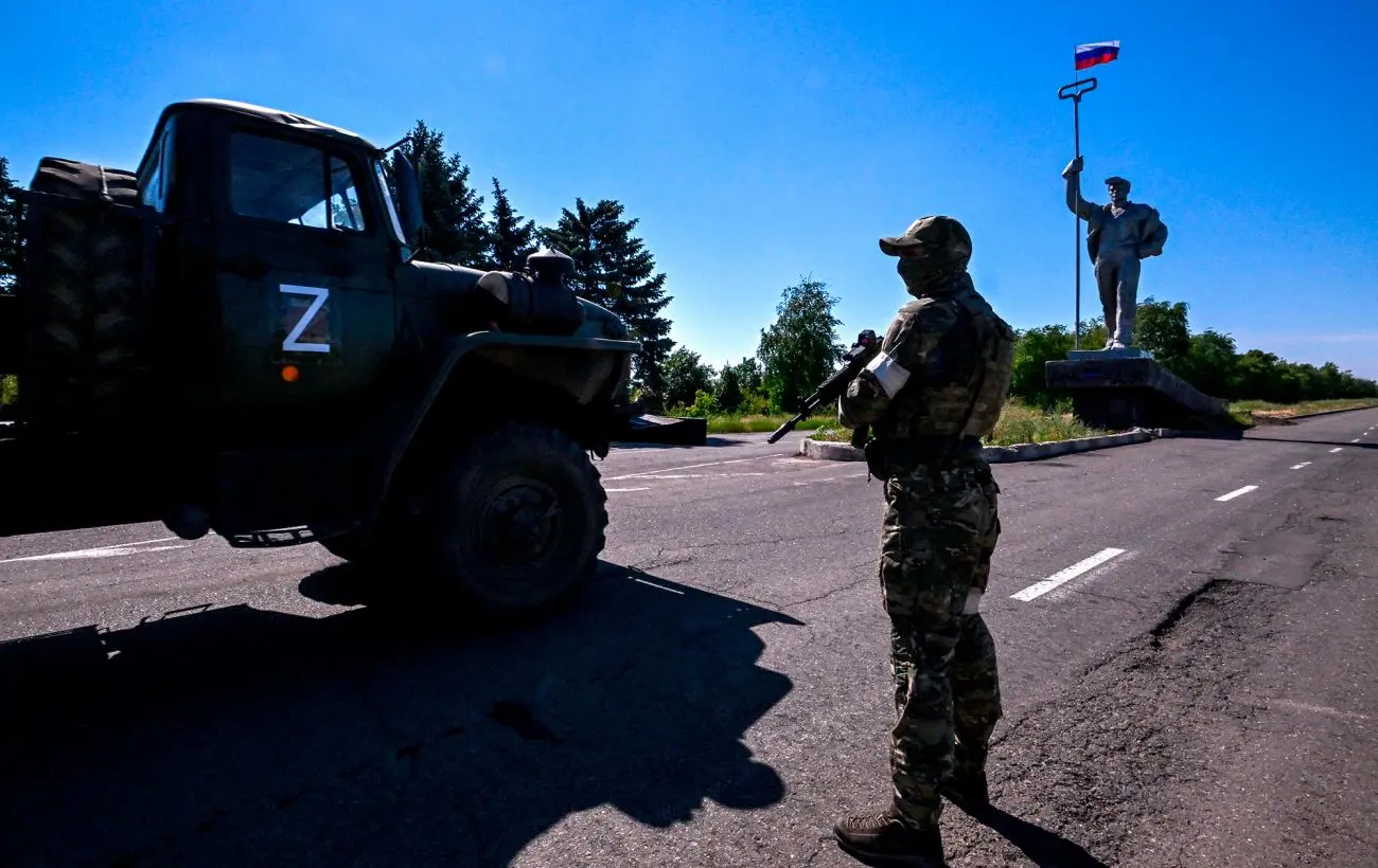 "Живий щит" у школі Ягідного: командир з РФ отримав 12 років за катування мирних жителів