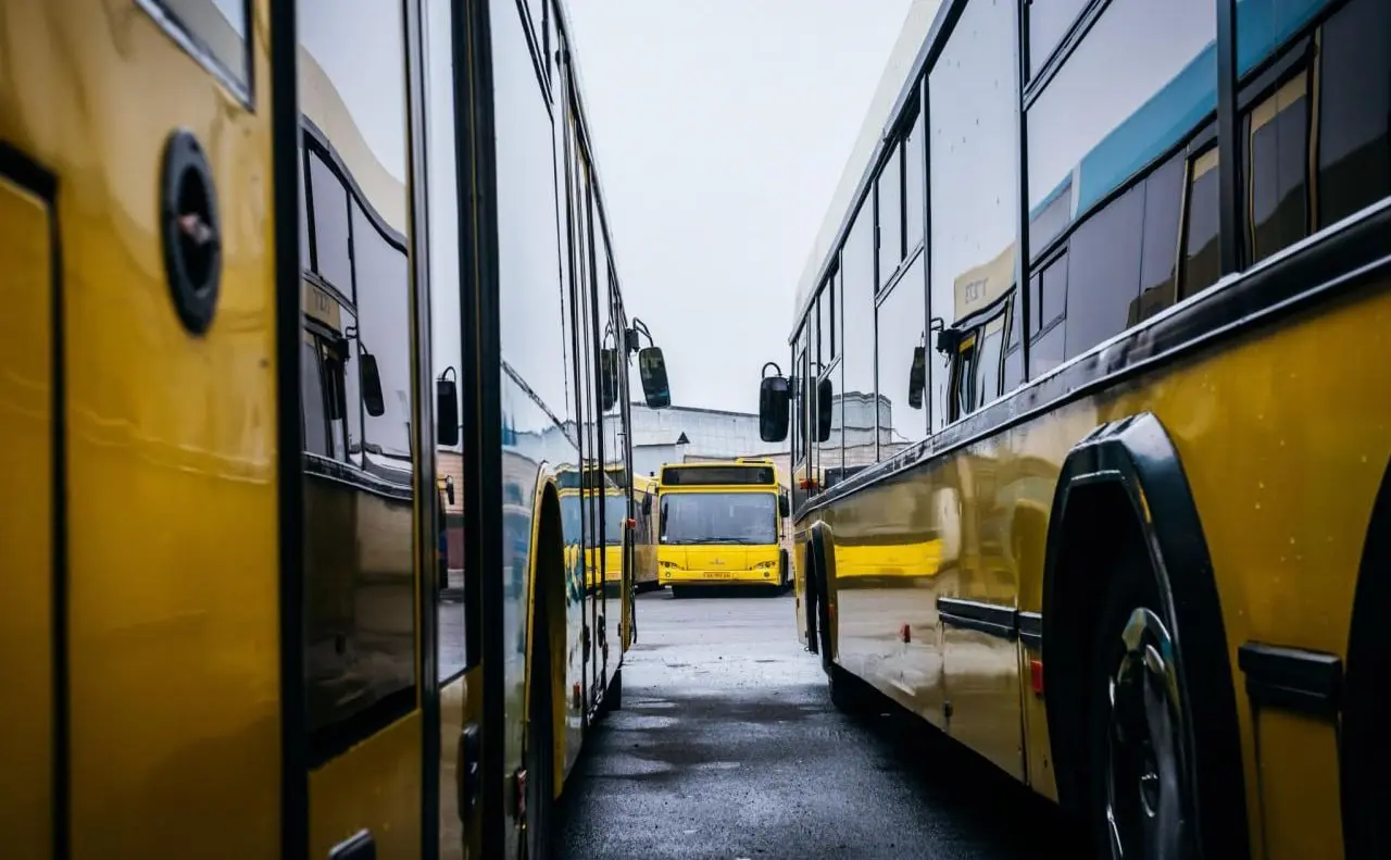 У Києві на вихідні плануються зміни маршрутів автобусів