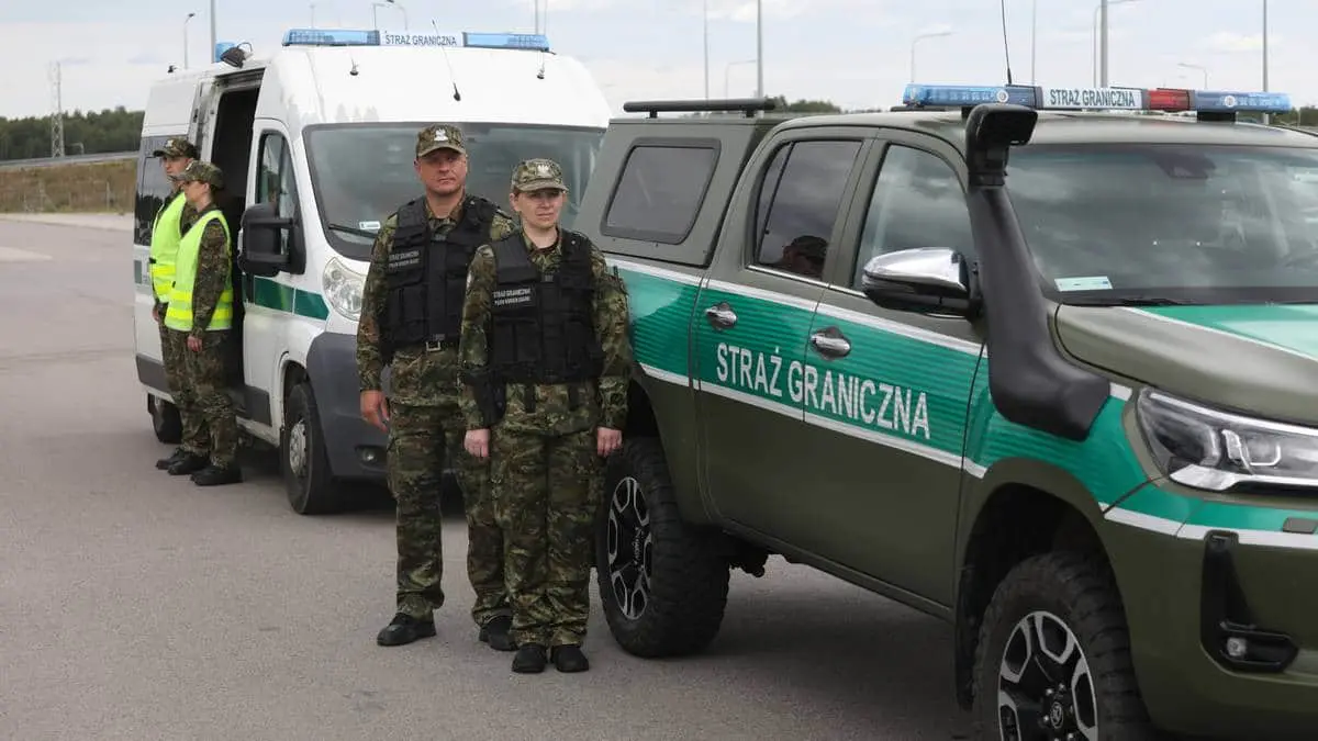 Туск пояснив, навіщо Польща повернула контроль на кордонах з Німеччиною та Литвою